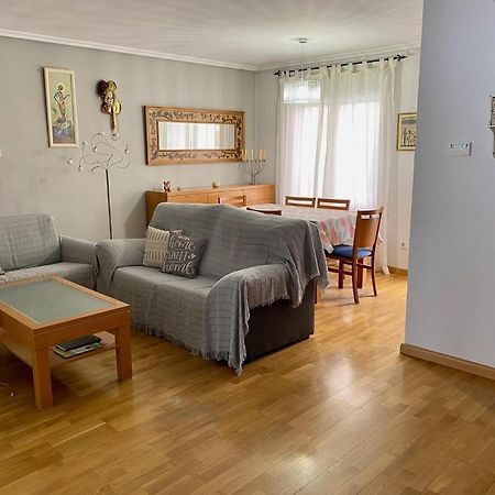 Acogedor Y Centrico Apartamento En Jaca - Wifi Dış mekan fotoğraf